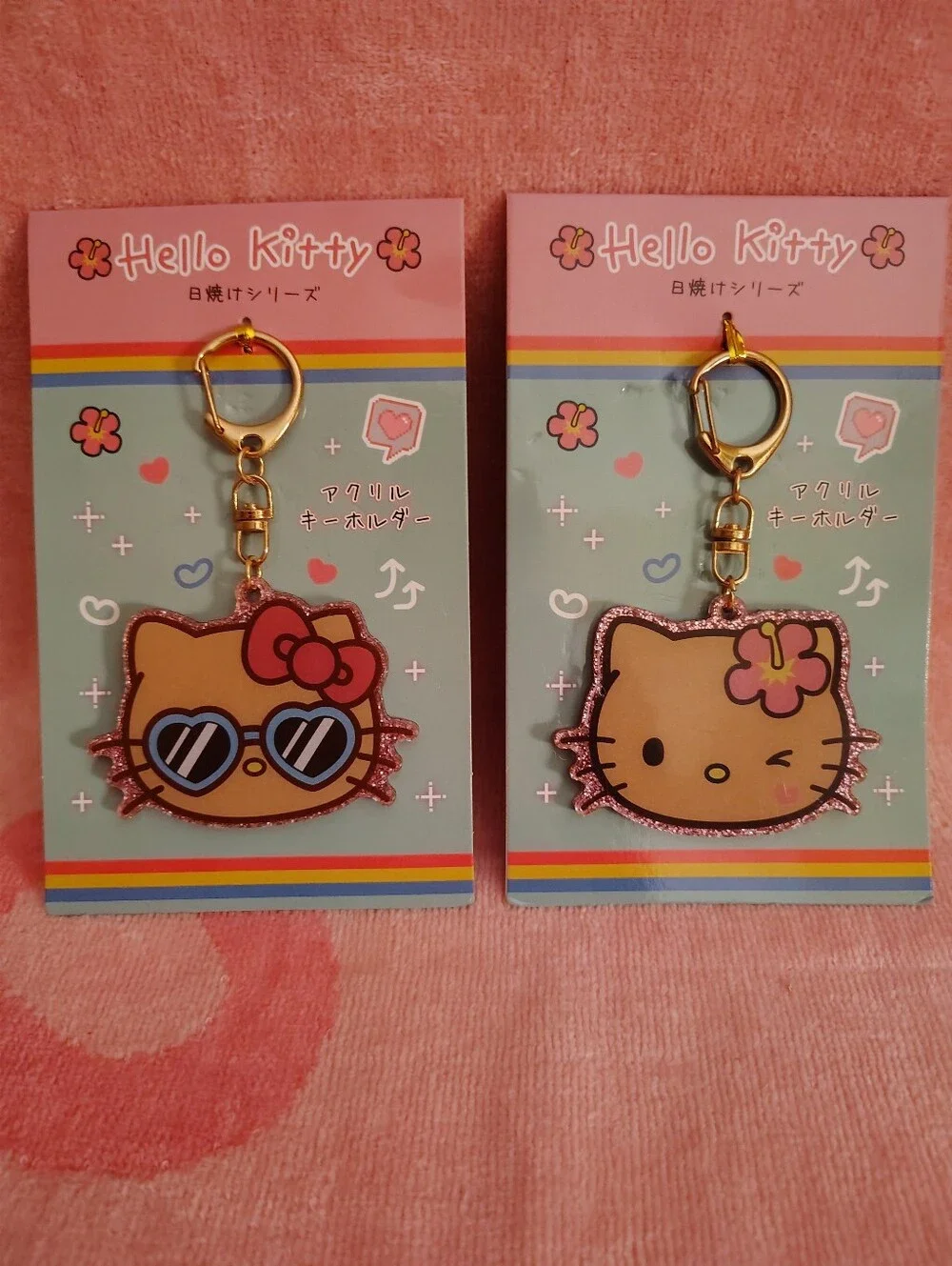 EXCLUSIVE - Officially Licensed Suntanned Hello Kitty Small Tote & Bag Charms